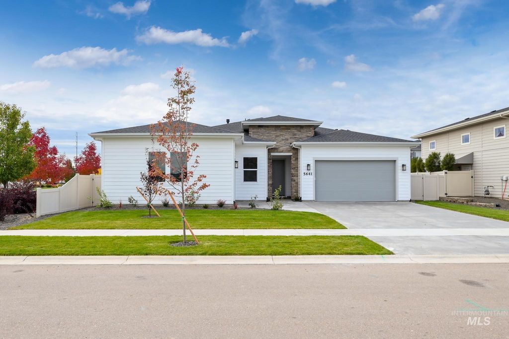 5641 W Milano Dr, Meridian, ID 83646
