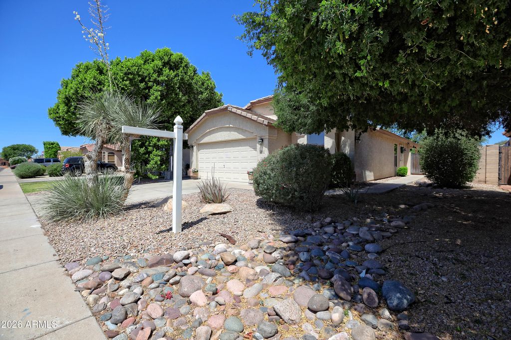 670 E KYLE Drive, Gilbert, AZ 85296 — photo 3