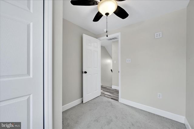 121 BEAVER RD, Harrisburg, PA 17112