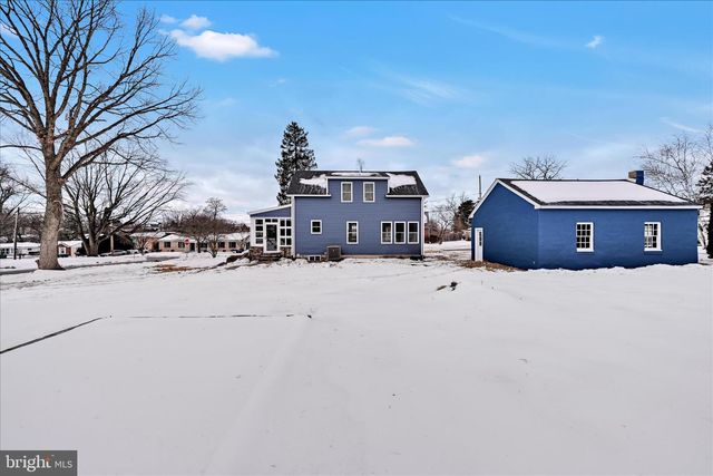 121 BEAVER RD, Harrisburg, PA 17112