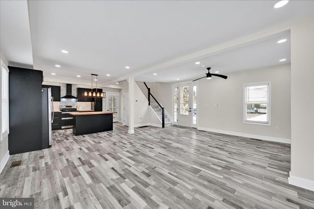 121 BEAVER RD, Harrisburg, PA 17112