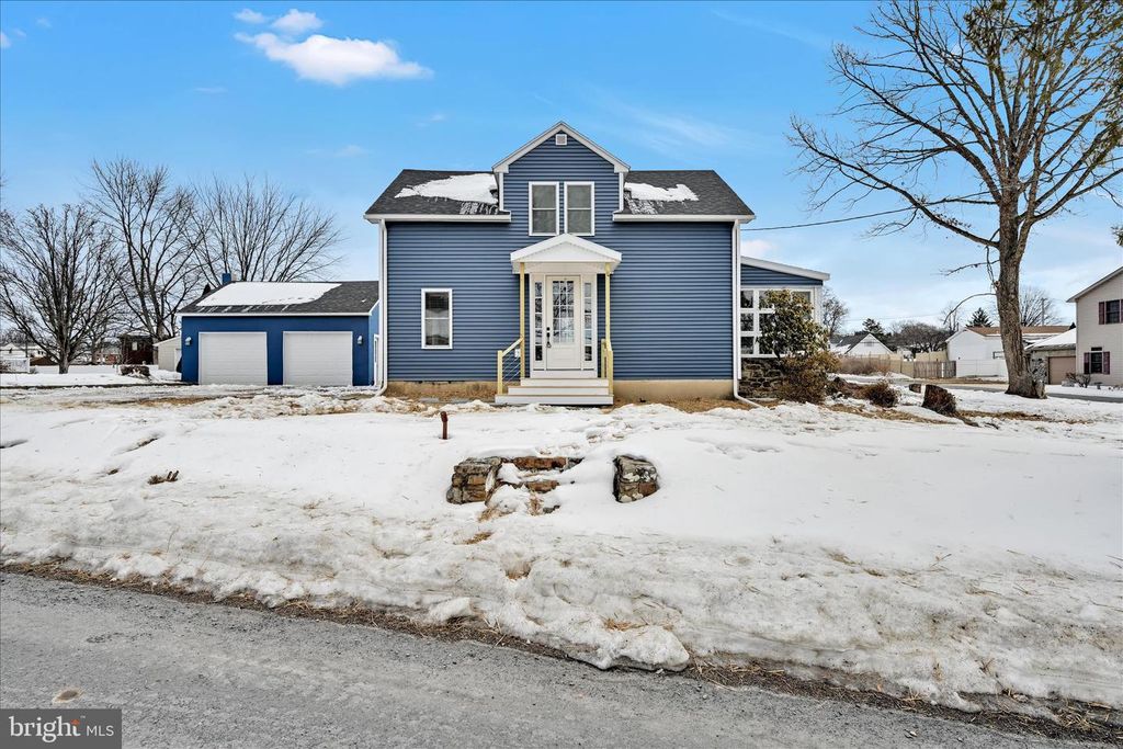 121 BEAVER RD, Harrisburg, PA 17112