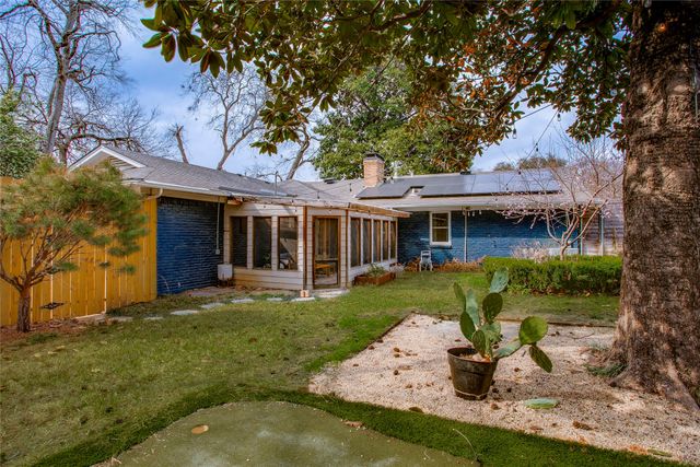 9004 Sweetwater Drive, Dallas, TX 75228