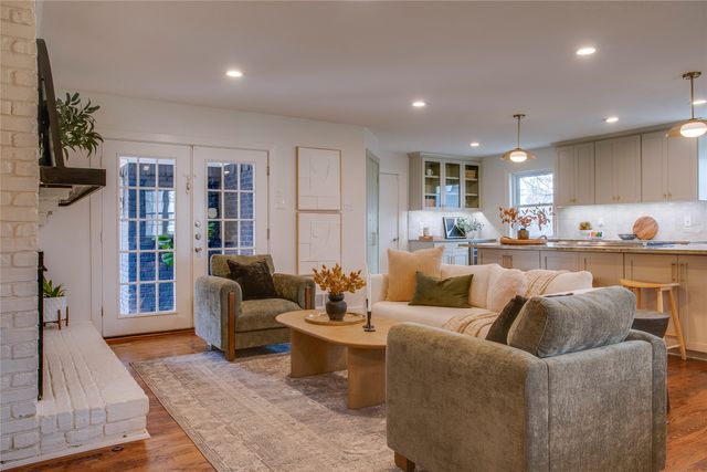 9004 Sweetwater Drive, Dallas, TX 75228