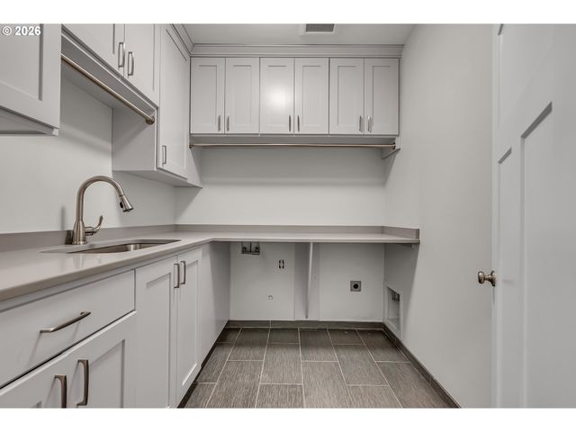 1164 Nw HOBBS Rd, Cornelius, OR 97113