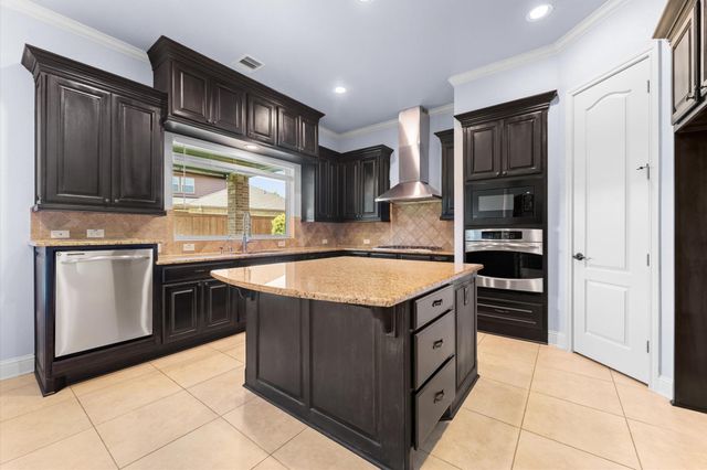18703 S Bee Cave Springs Cir, Cypress, TX 77433