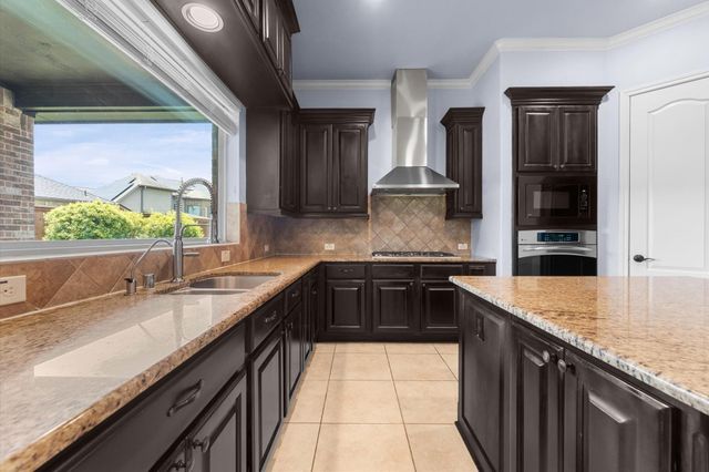 18703 S Bee Cave Springs Cir, Cypress, TX 77433