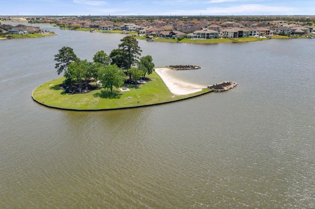 18703 S Bee Cave Springs Cir, Cypress, TX 77433