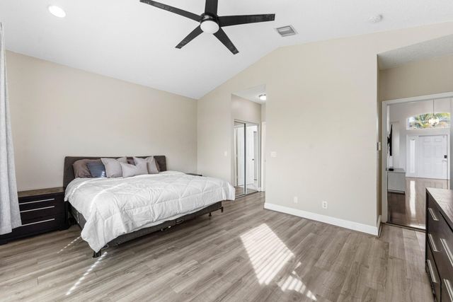 9430 Lago Drive, Boynton Beach, FL 33472