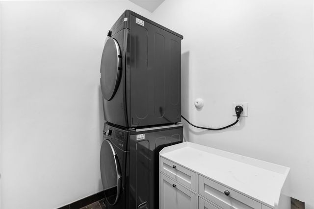 9430 Lago Drive, Boynton Beach, FL 33472