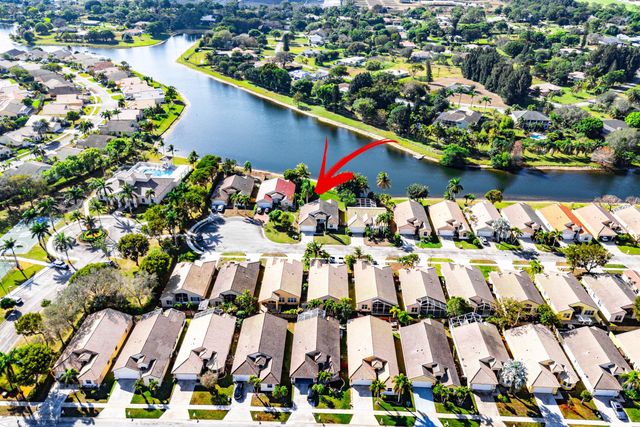 9430 Lago Drive, Boynton Beach, FL 33472