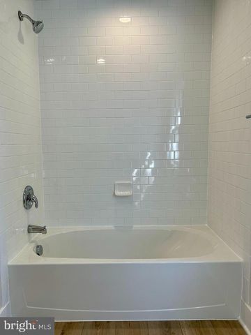 210 E MAIN ST, Burkittsville, MD 21718