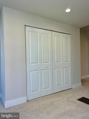 210 E MAIN ST, Burkittsville, MD 21718