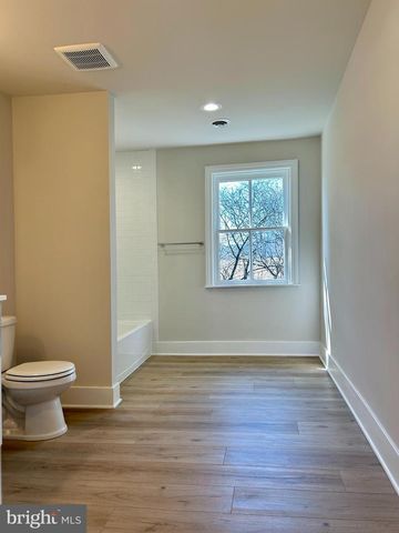 210 E MAIN ST, Burkittsville, MD 21718