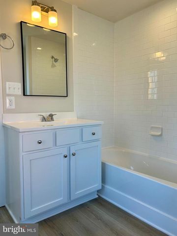 210 E MAIN ST, Burkittsville, MD 21718