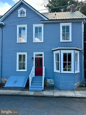 210 E MAIN ST, Burkittsville, MD 21718