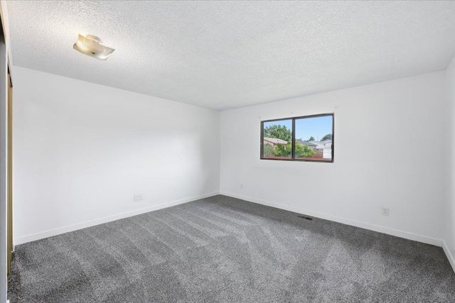 3314 E Courtland Ave, Spokane, WA 99207