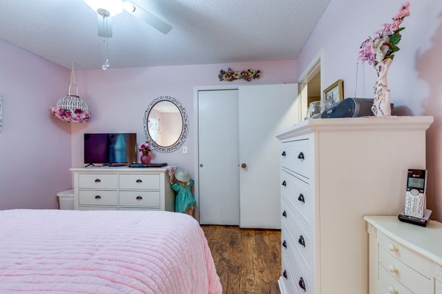 1993 Branch Dr, Lawrenceburg, TN 38464