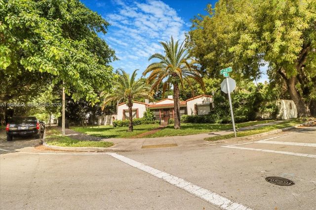 5900 NE 5th Avenue, Miami, FL 33137