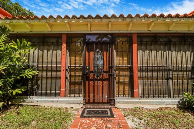 5900 NE 5th Avenue, Miami, FL 33137