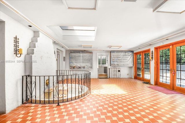 5900 NE 5th Avenue, Miami, FL 33137