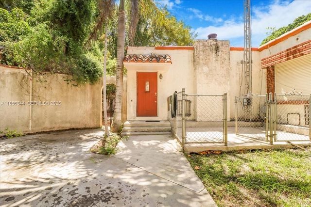 5900 NE 5th Avenue, Miami, FL 33137