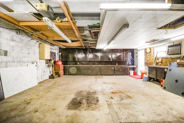 5900 NE 5th Avenue, Miami, FL 33137