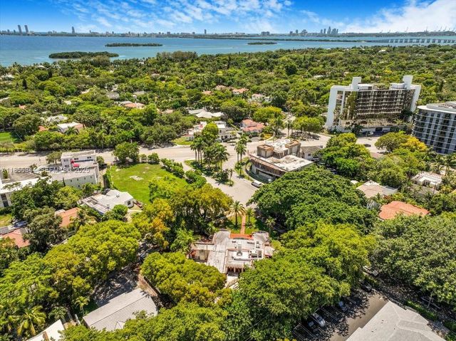 5900 NE 5th Avenue, Miami, FL 33137