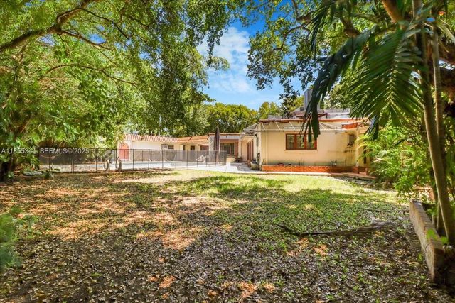 5900 NE 5th Avenue, Miami, FL 33137
