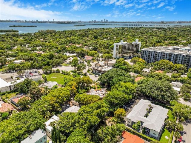 5900 NE 5th Avenue, Miami, FL 33137