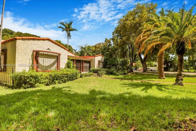5900 NE 5th Avenue, Miami, FL 33137
