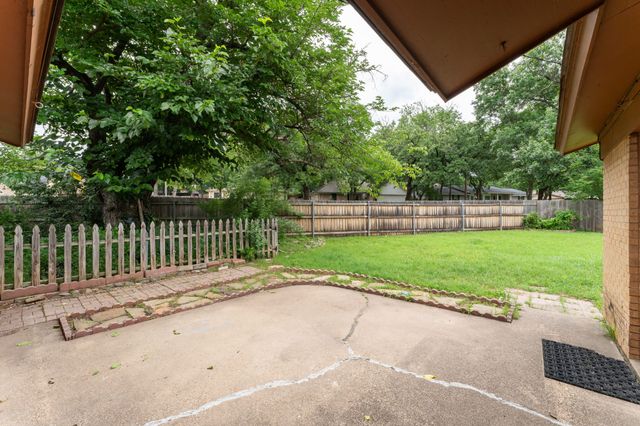 311 Franklin Drive, Euless, TX 76040