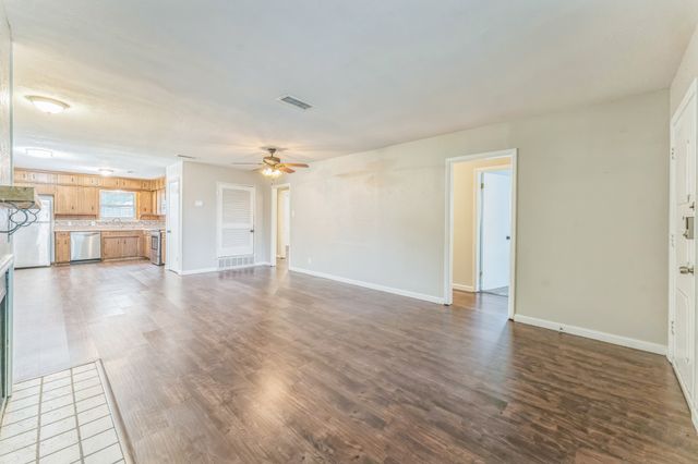 311 Franklin Drive, Euless, TX 76040