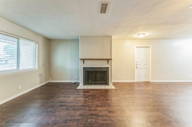 311 Franklin Drive, Euless, TX 76040