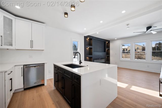 396 Lenox Street, Detroit, MI 48215