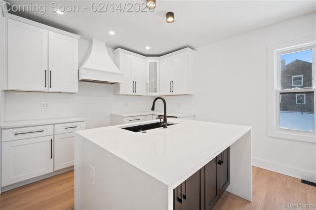 396 Lenox Street, Detroit, MI 48215