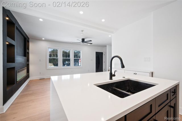 396 Lenox Street, Detroit, MI 48215