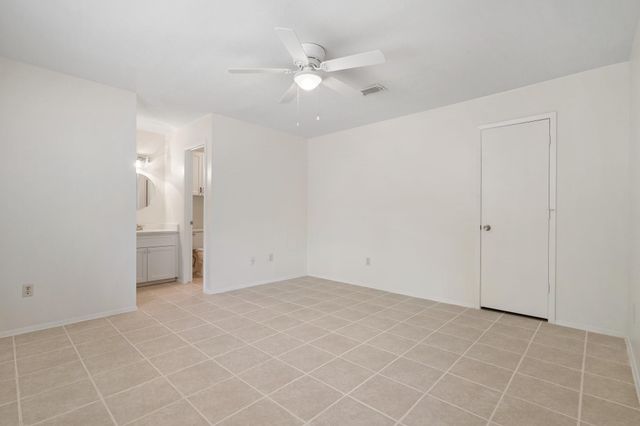 72 Oldstream Court, The Woodlands, TX 77381