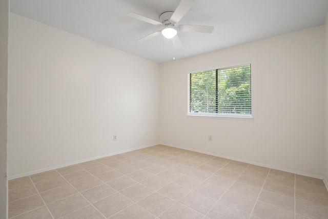 72 Oldstream Court, The Woodlands, TX 77381