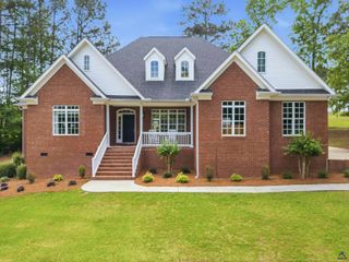 198 Cambridge Way, Macon, GA 31220