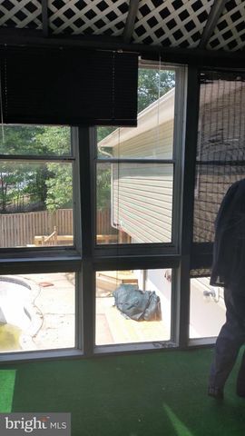13637 LYNBROOK CT, Woodbridge, VA 22193