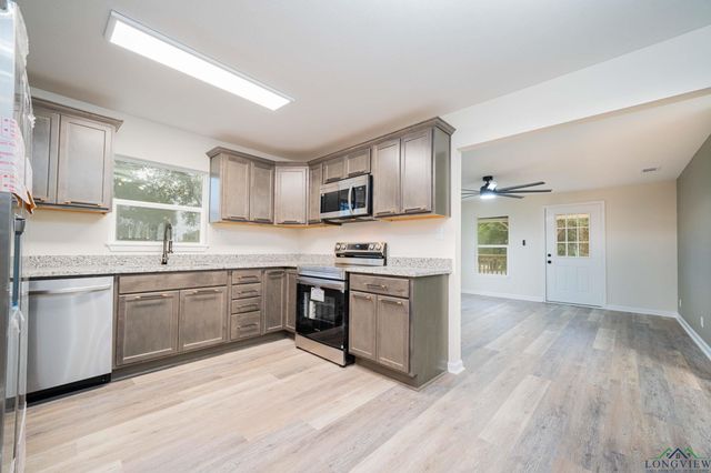 714 FM 2088, Gilmer, TX 75644