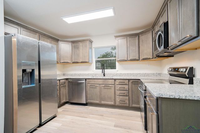 714 FM 2088, Gilmer, TX 75644