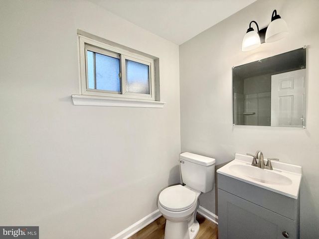 4 ALTAIR CT, Turnersville, NJ 08012