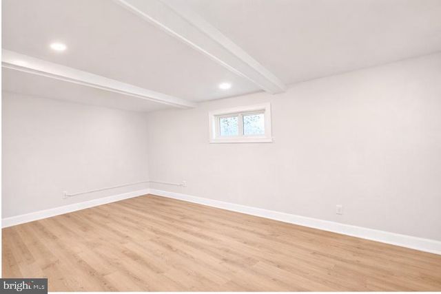 4 ALTAIR CT, Turnersville, NJ 08012