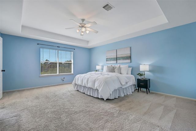 1902 Highland Point Court, Pearland, TX 77581