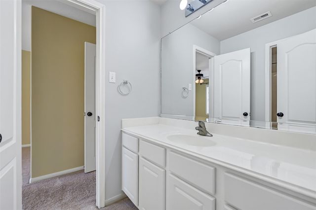 1902 Highland Point Court, Pearland, TX 77581