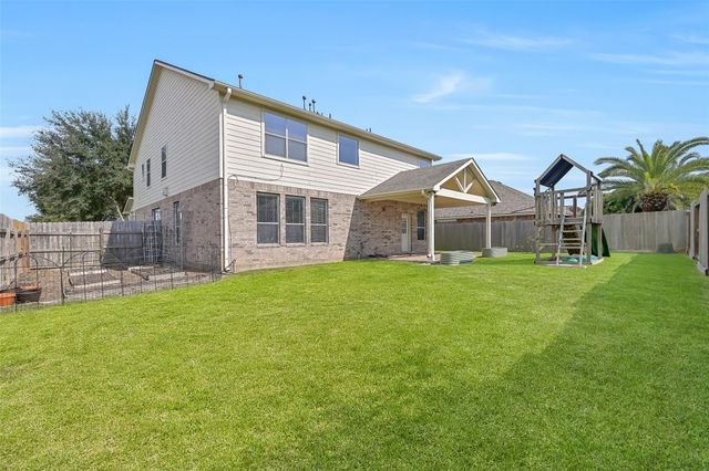 1902 Highland Point Court, Pearland, TX 77581
