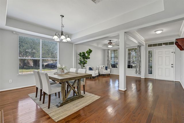 1902 Highland Point Court, Pearland, TX 77581