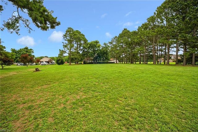 2704 Indian Creek CT, Virginia Beach, VA 23457